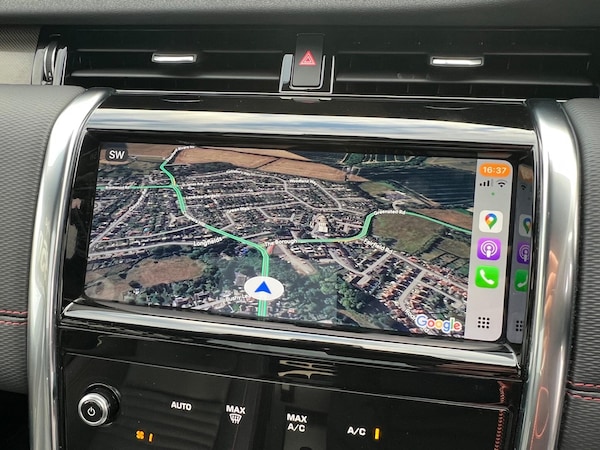 Used Land Rover Discovery Sport 2020 for sale - 76227920: Photo 14