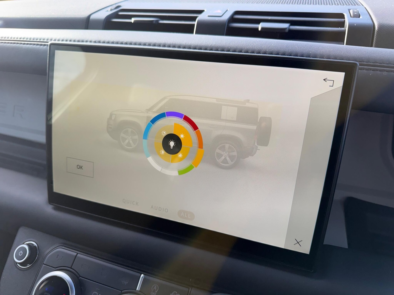 Used Land Rover Defender 2023 for sale - 77411887: Photo 19