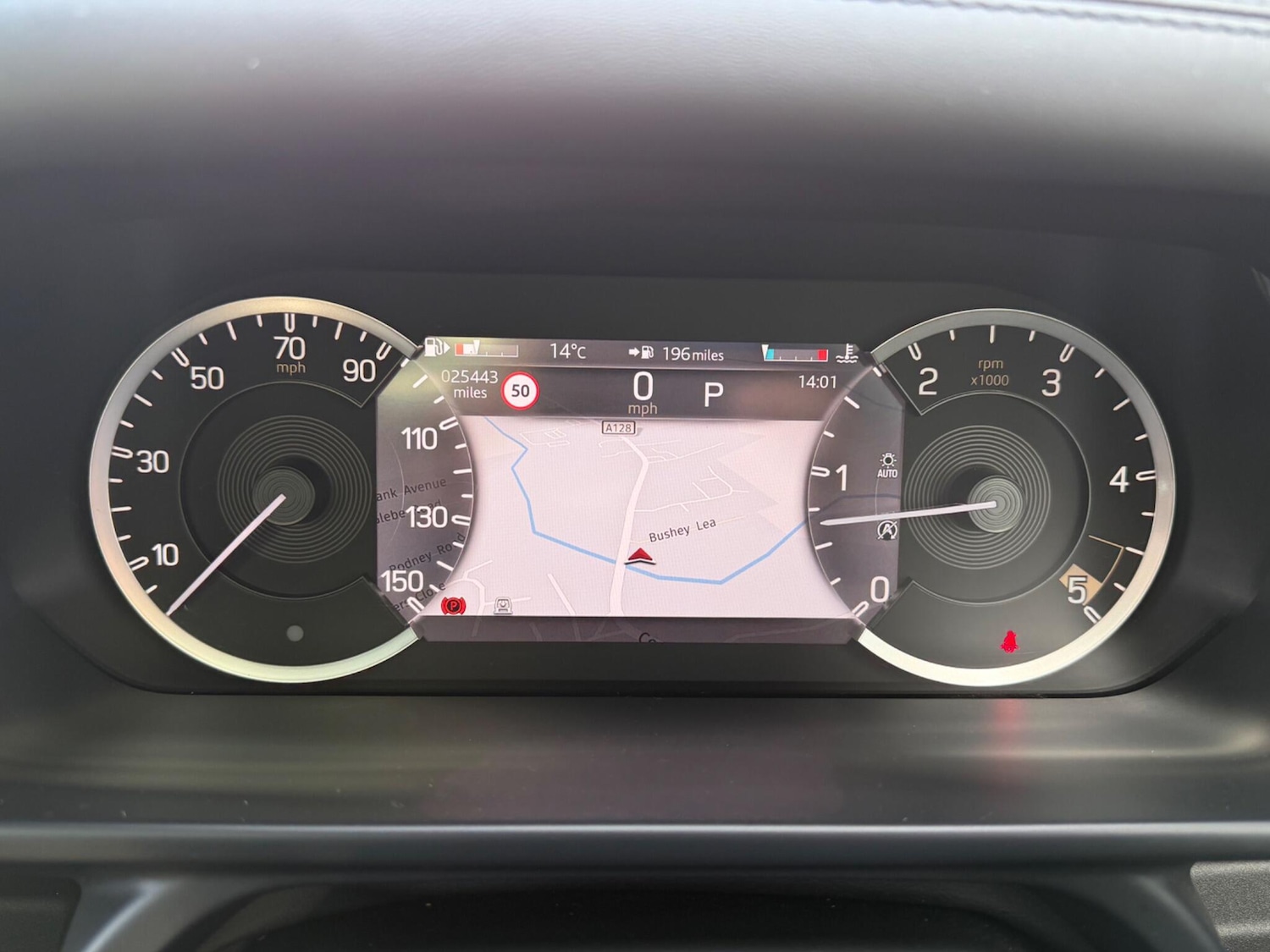 Used Land Rover Defender 2023 for sale - 77411887: Photo 25