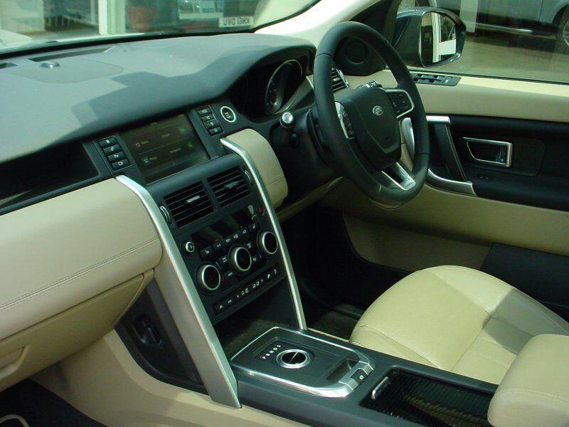 Used Land Rover Discovery Sport 2015 for sale - 77050231: Photo 3