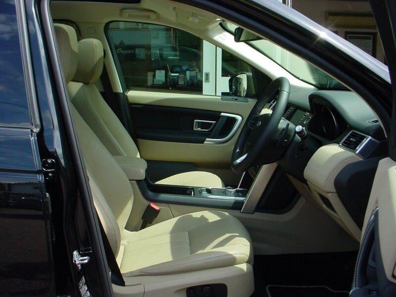 Used Land Rover Discovery Sport 2015 for sale - 77050231: Photo 4