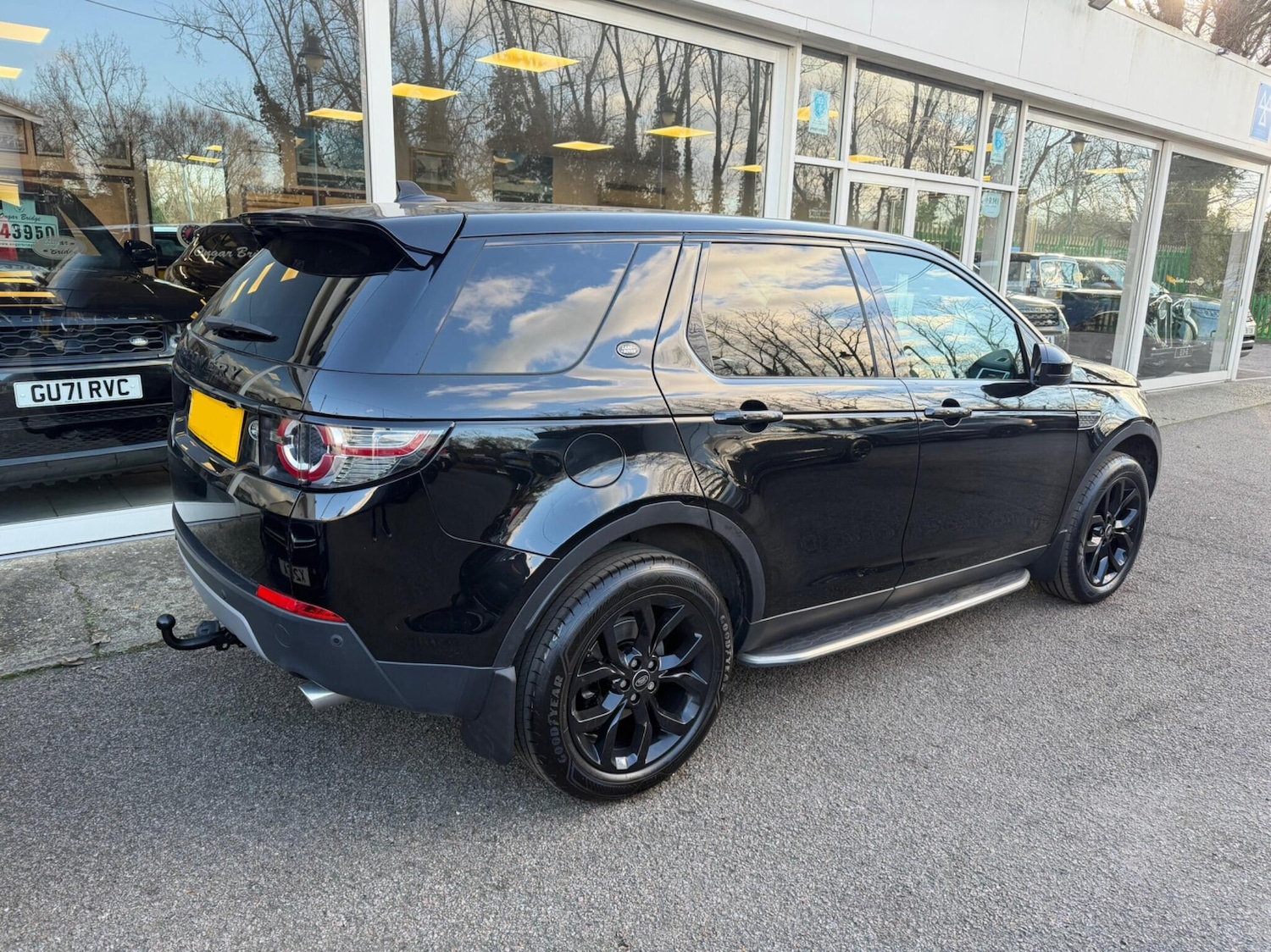 Used Land Rover Discovery Sport 2015 for sale - 77050231: Photo 9