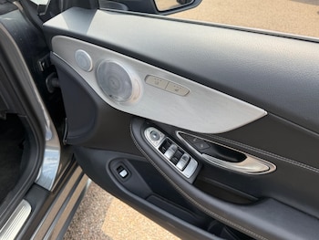 Used Mercedes-Benz C Class 2019 for sale - 79248260: Photo