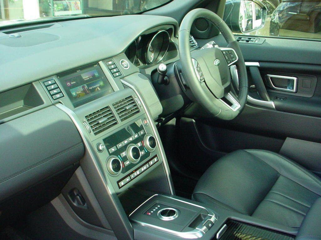 Used Land Rover Discovery Sport 2019 for sale - 76965428: Photo 3