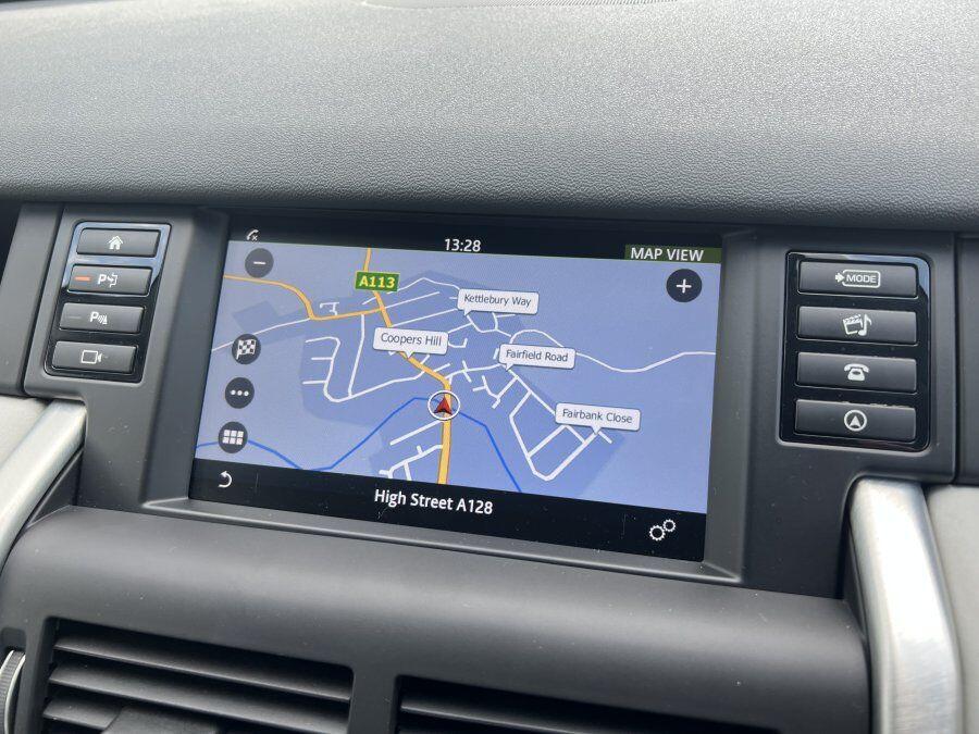 Used Land Rover Discovery Sport 2018 for sale - 76549321: Photo 11