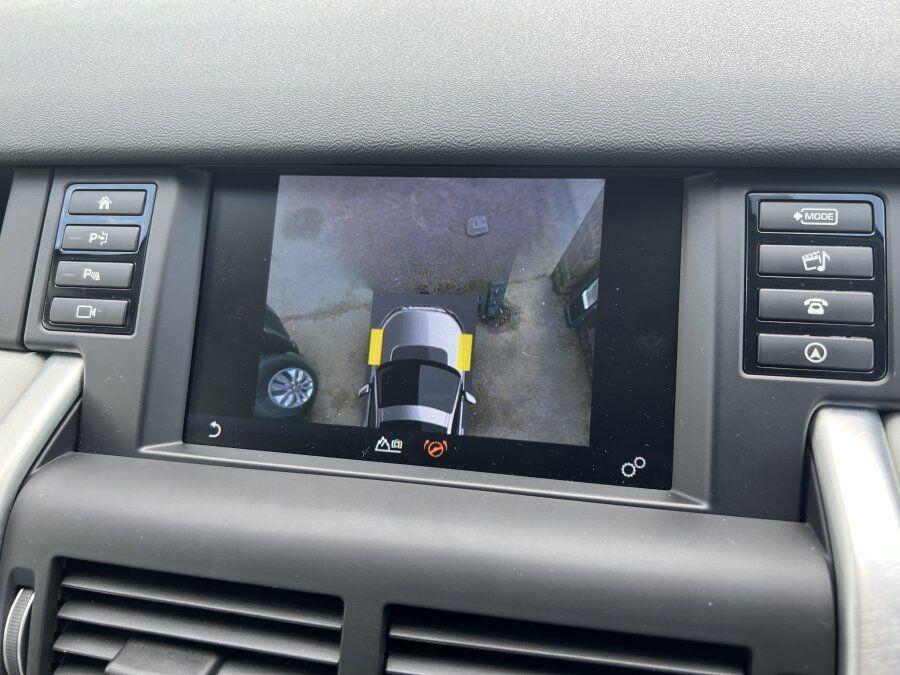 Used Land Rover Discovery Sport 2018 for sale - 76549321: Photo 13