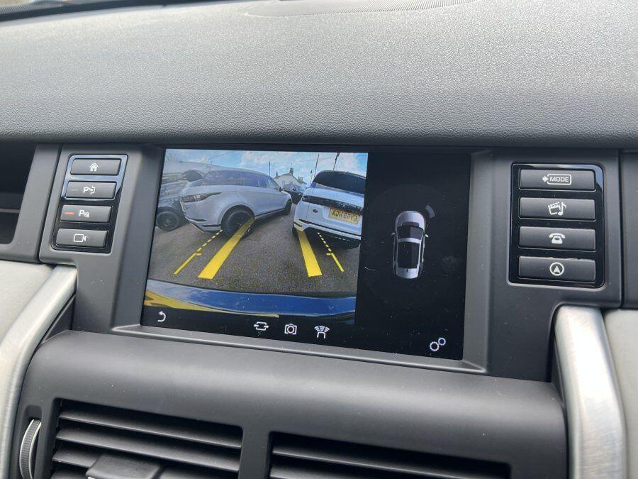 Used Land Rover Discovery Sport 2018 for sale - 76549321: Photo 14