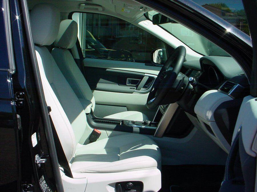 Used Land Rover Discovery Sport 2018 for sale - 76549321: Photo 4