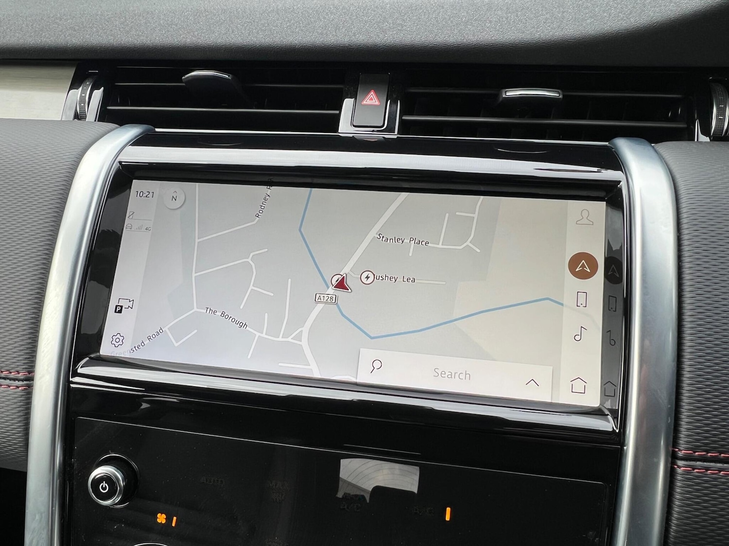 Used Land Rover Discovery Sport 2022 for sale - 76099483: Photo 15