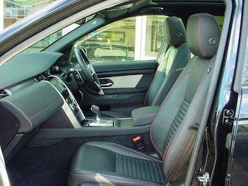 Used Land Rover Discovery Sport 2022 for sale - 76099483: Photo 2