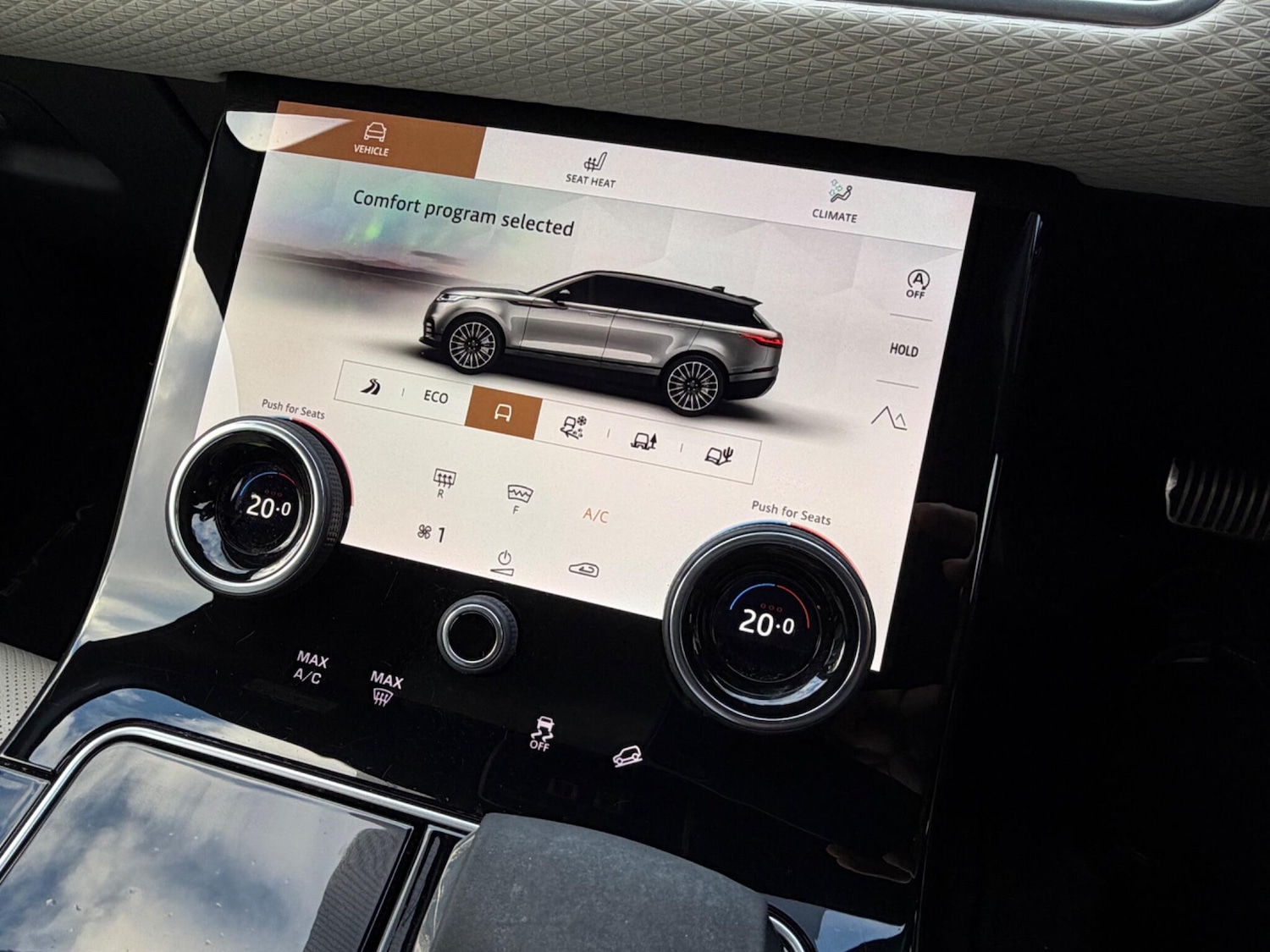 Used Land Rover Range Rover Velar 2021 for sale - 76370906: Photo 17