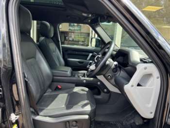 Used Land Rover Defender 110 2020 for sale - 74750782: Photo