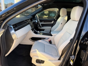 Used Jaguar F-Pace 2022 for sale - 77793657: Photo