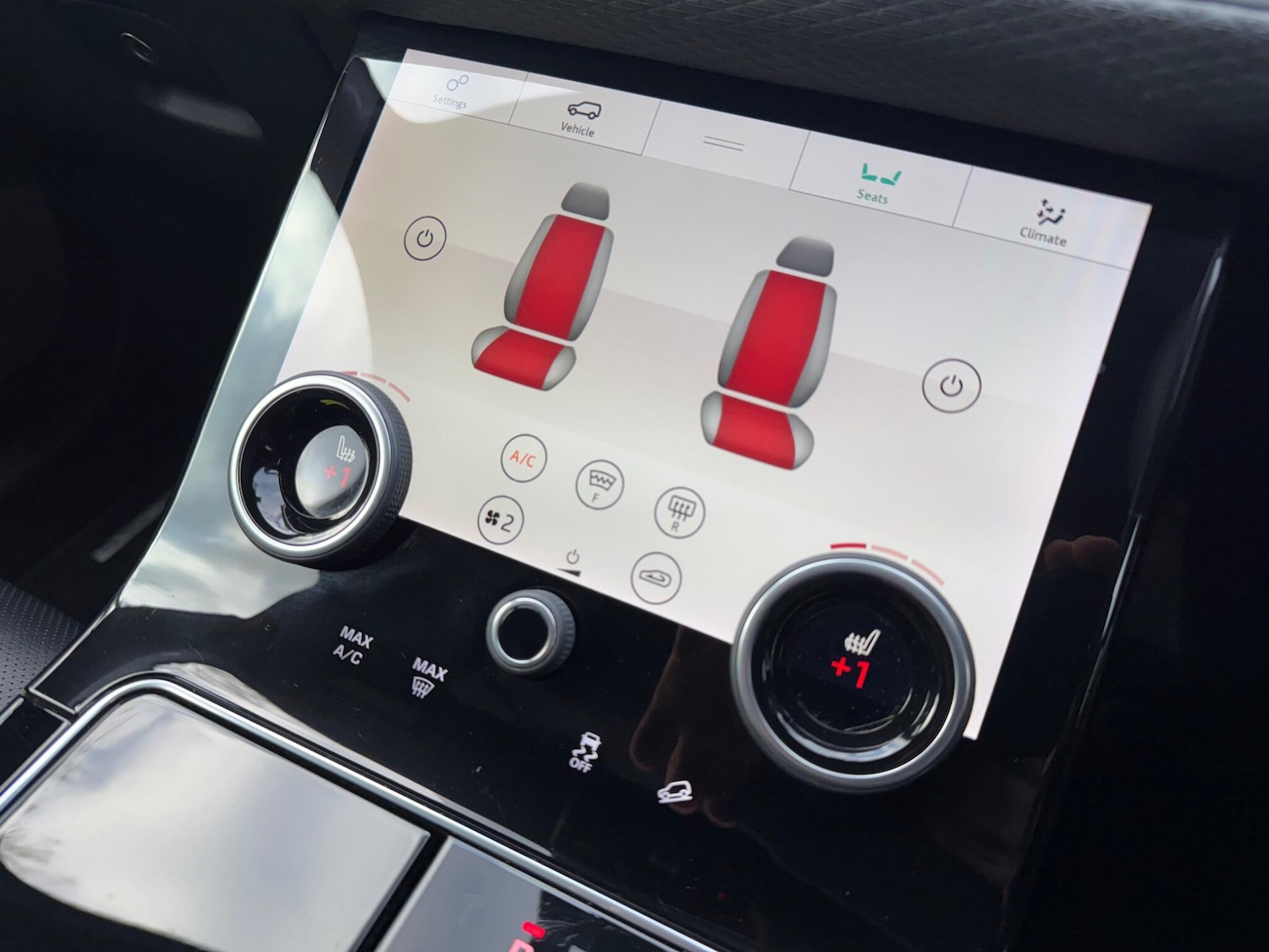 Used Land Rover Range Rover Velar 2019 for sale - 77109106: Photo 12