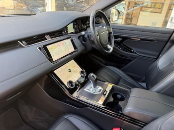 Used Land Rover Range Rover Evoque 2019 for sale - 77267284: Photo