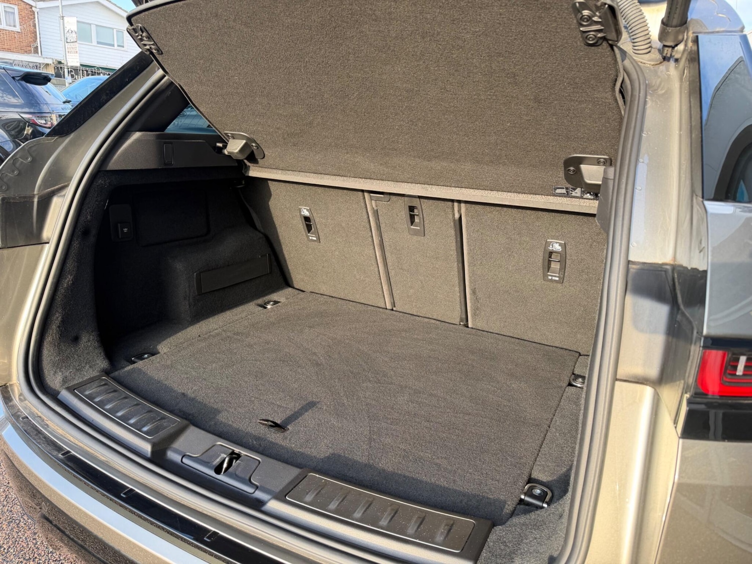 Used Land Rover Range Rover Evoque 2019 for sale - 77267284: Photo 8