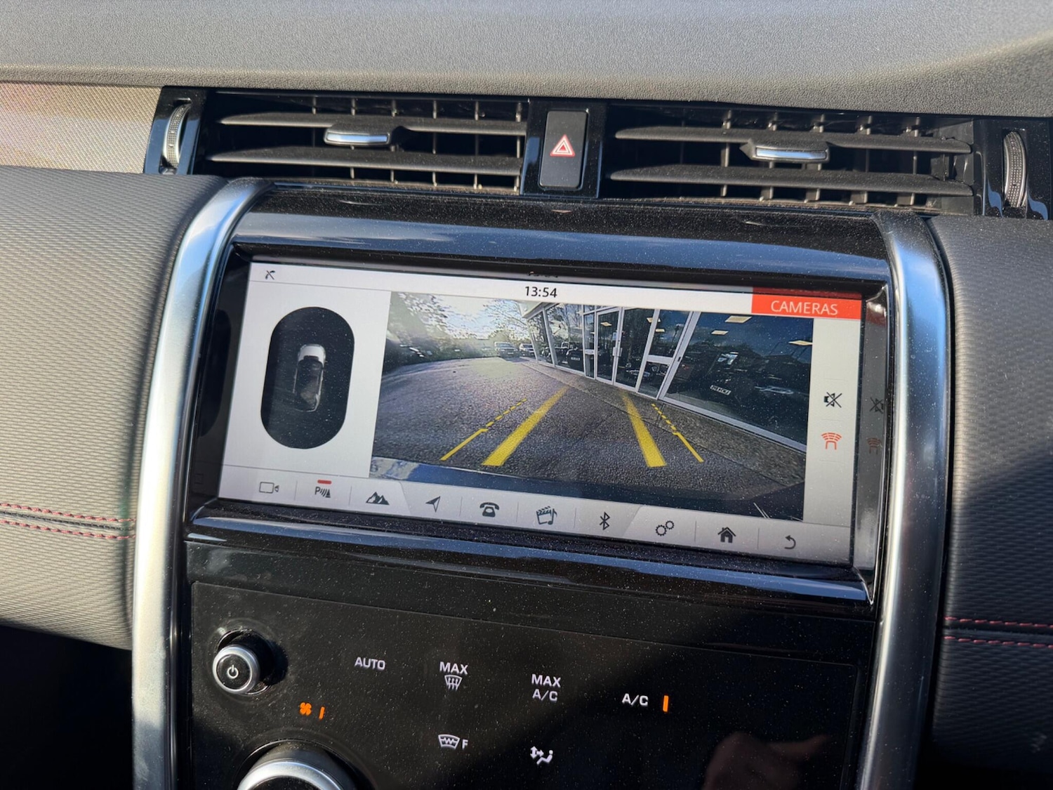 Used Land Rover Discovery Sport 2019 for sale - 76620290: Photo 11