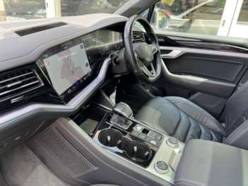 Used Volkswagen Touareg 2020 for sale - 74935121: Photo