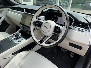 Used Jaguar F-Pace 2023 for sale - 79291660: Photo