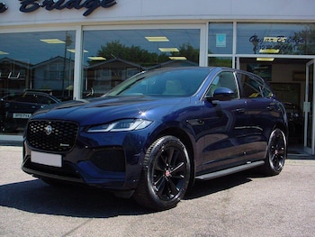 2024 (24) - 2.0 D200 MHEV R-Dynamic SE Black Auto AWD Euro 6 (s/s) 5dr