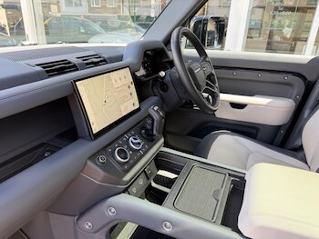 Used Land Rover Defender 110 2023 for sale - 78854430: Photo