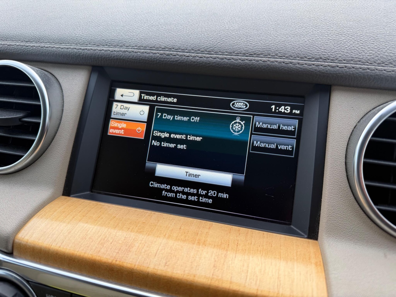 Used Land Rover Discovery 4 2013 for sale - 76800790: Photo 16