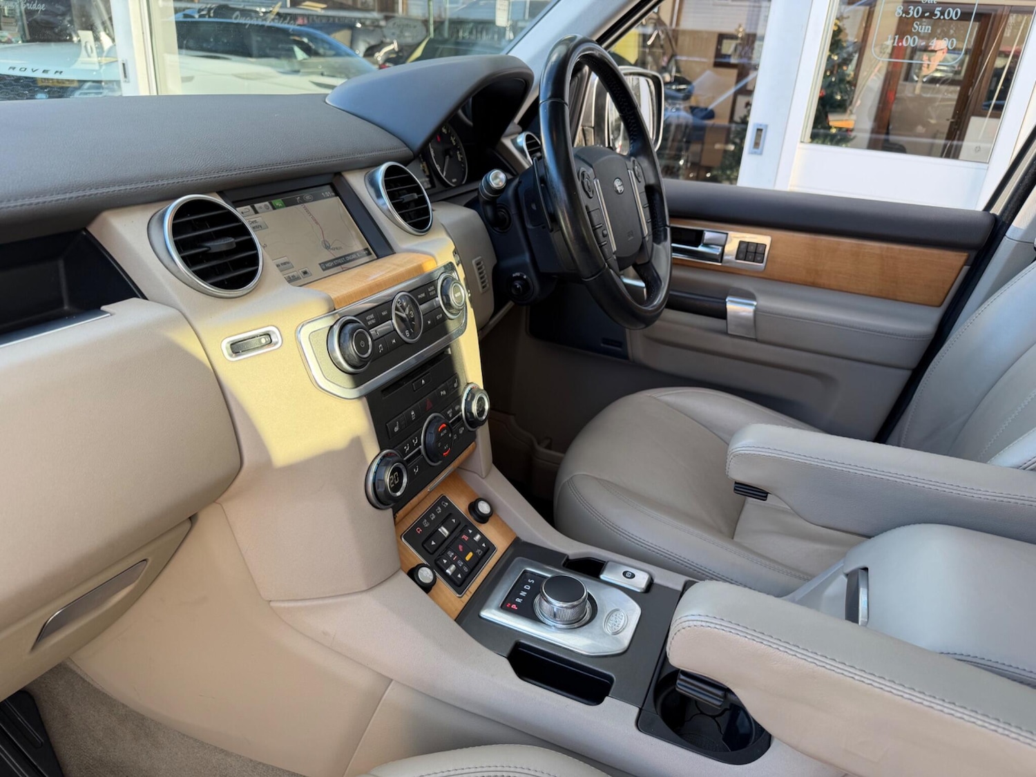 Used Land Rover Discovery 4 2013 for sale - 76800790: Photo 3