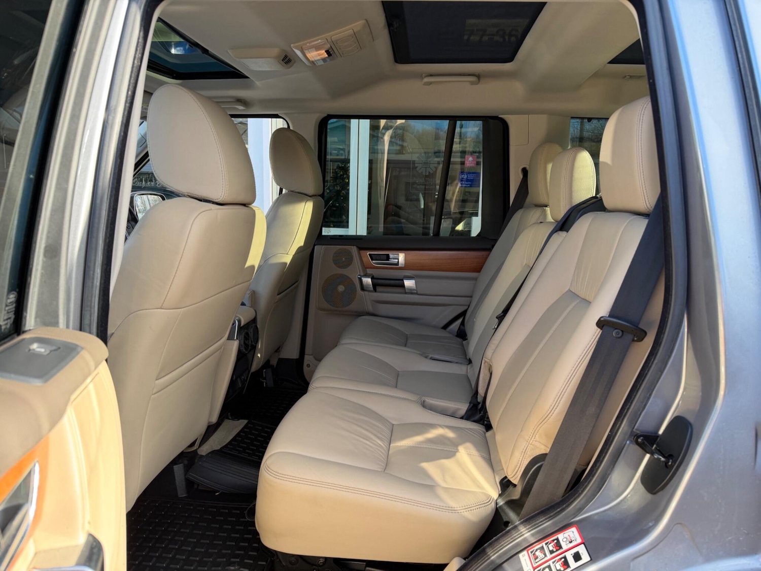 Used Land Rover Discovery 4 2013 for sale - 76800790: Photo 6