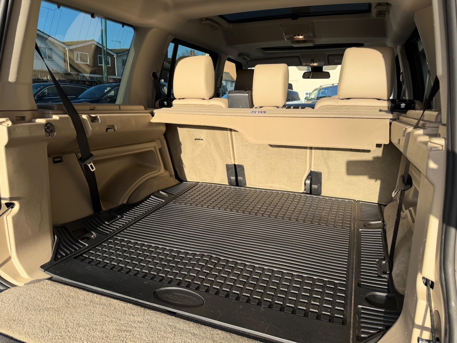 Used Land Rover Discovery 4 2013 for sale - 76800790: Photo 8