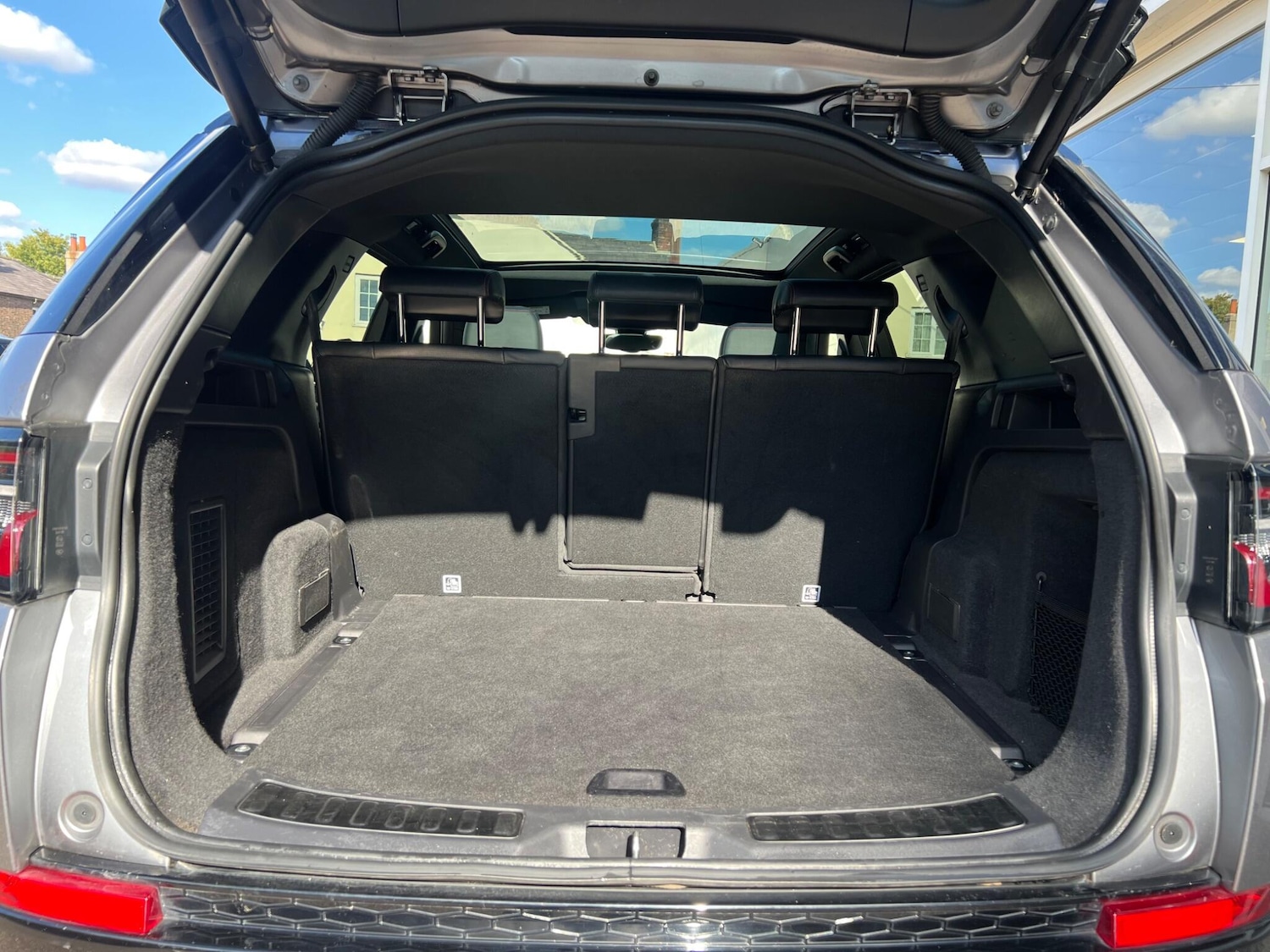 Used Land Rover Discovery Sport 2021 for sale - 76122055: Photo 9