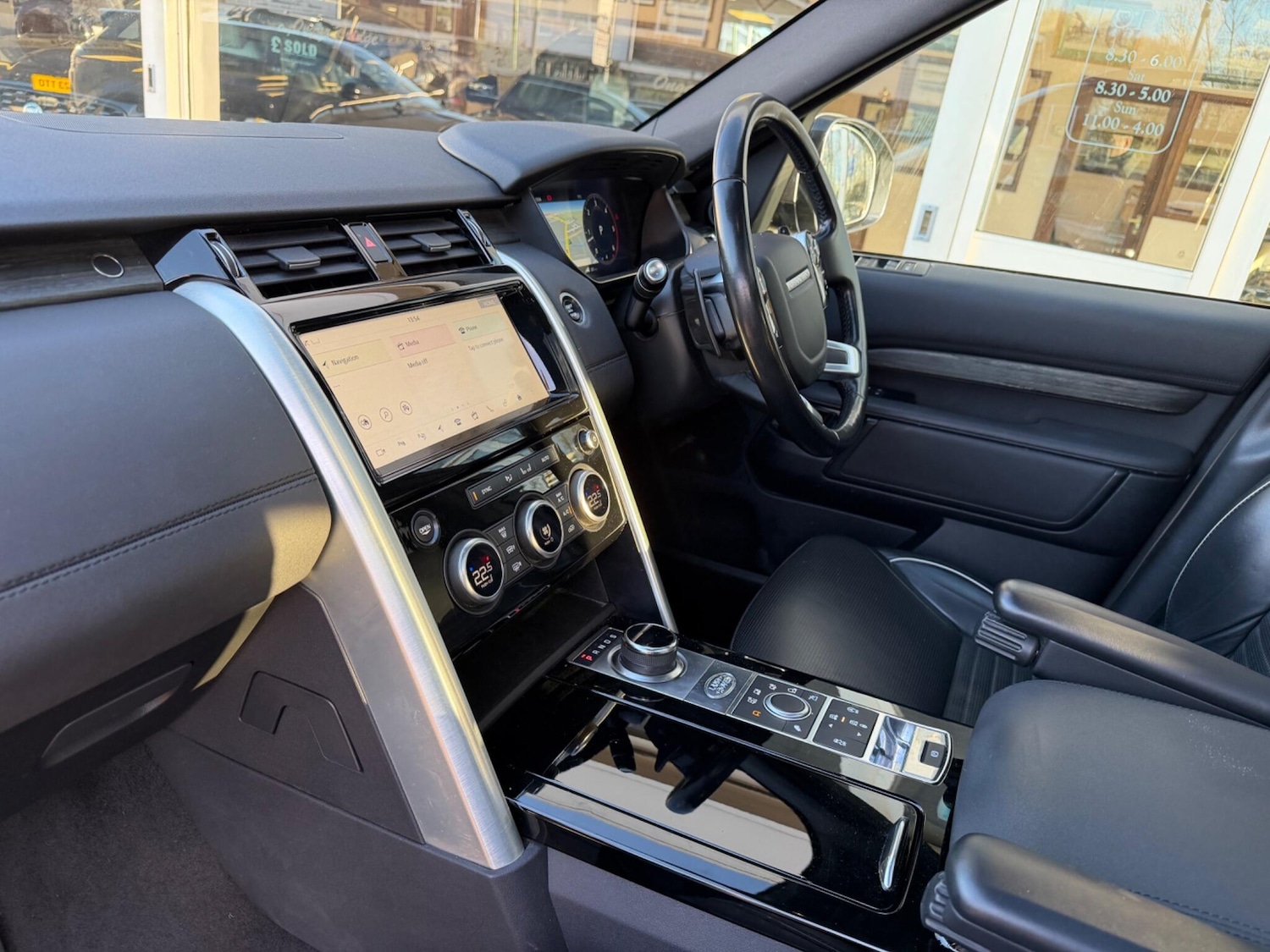 Used Land Rover Discovery for sale - 76753176: Photo 3