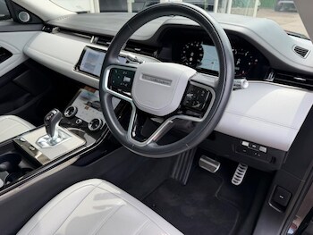 Used Land Rover Range Rover Evoque 2021 for sale - 78947233: Photo