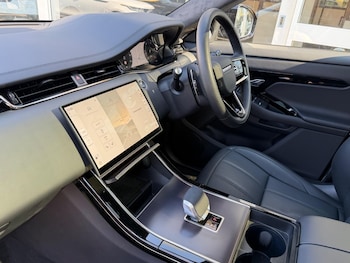 Used Land Rover Range Rover Evoque 2025 for sale - 77982406: Photo