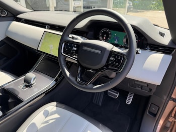 Used Land Rover Range Rover Evoque 2025 for sale - 78727952: Photo