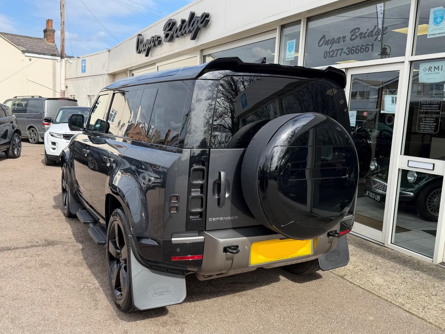 Used Land Rover Defender 2021 for sale - 78148171: Photo 9