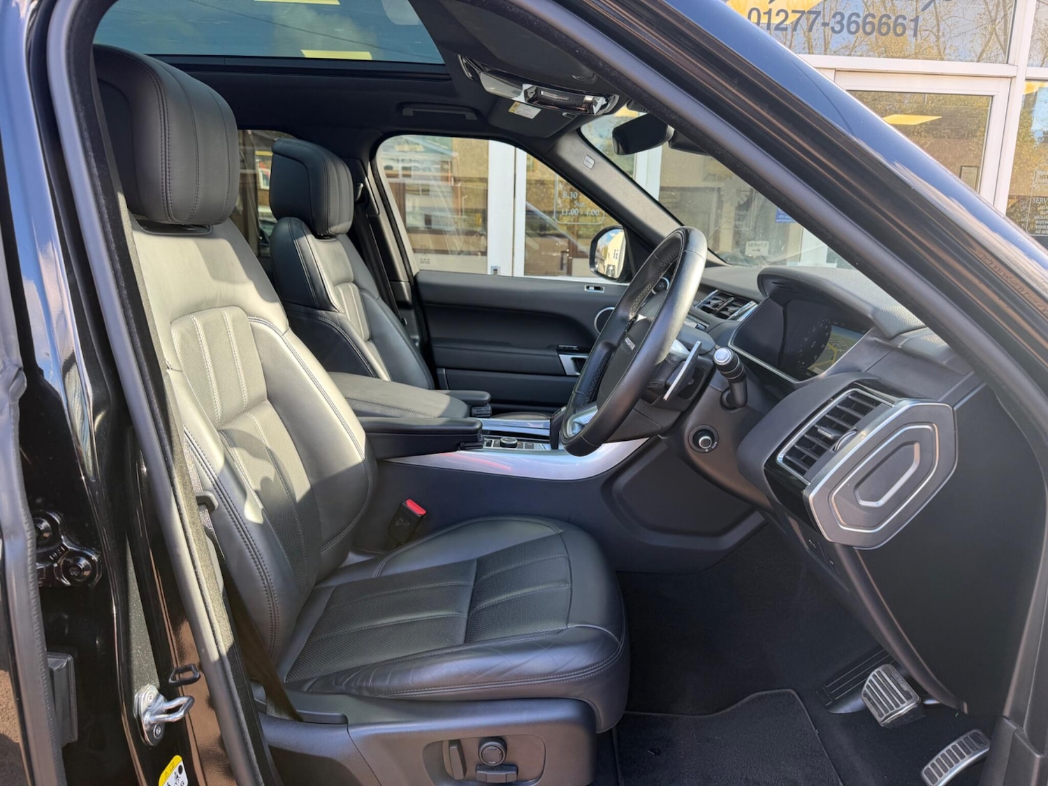 Used Land Rover Range Rover Sport 2021 for sale - 76995692: Photo 5