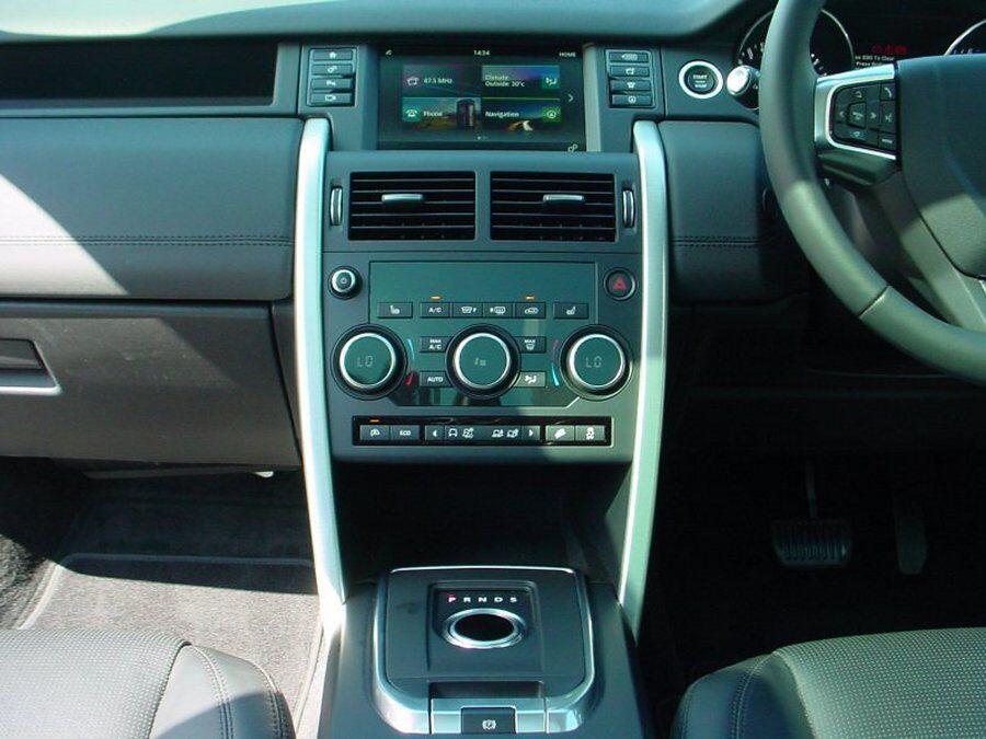 Used Land Rover Discovery Sport 2017 for sale - 77441041: Photo 3