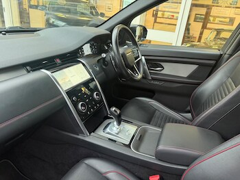 Used Land Rover Discovery Sport 2021 for sale - 77377670: Photo