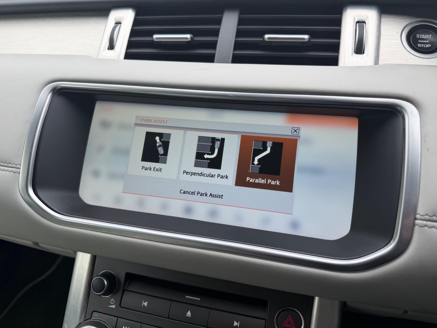 Used Land Rover Range Rover Evoque 2017 for sale - 76307268: Photo 20