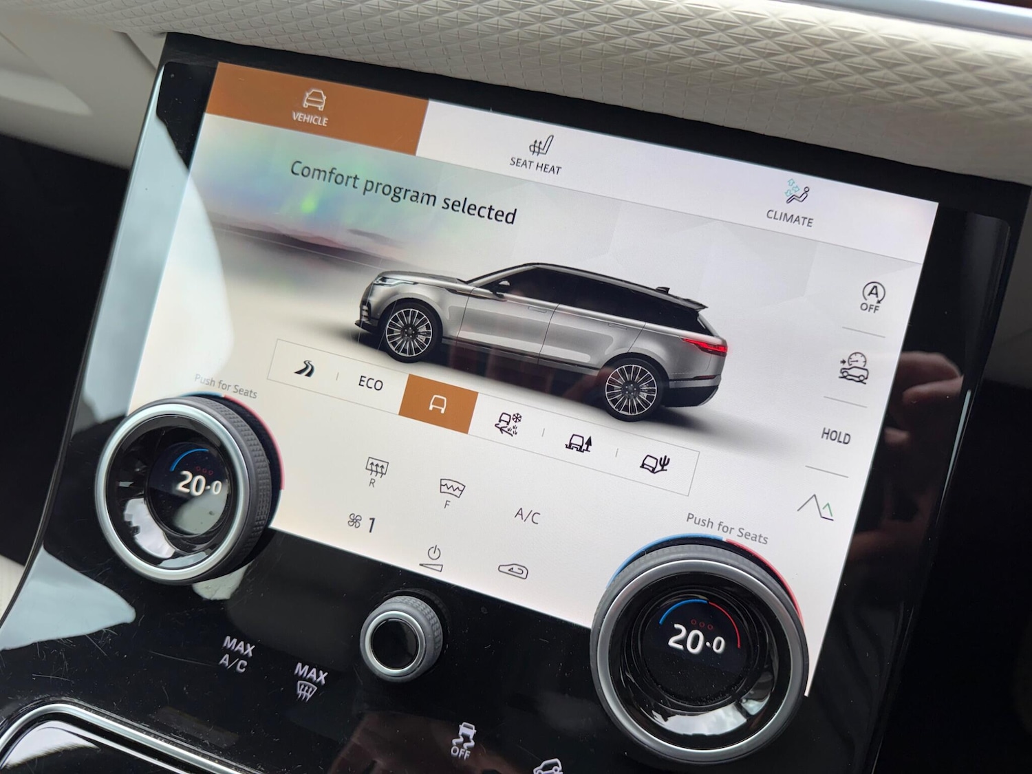 Used Land Rover Range Rover Velar 2023 for sale - 78148332: Photo 12