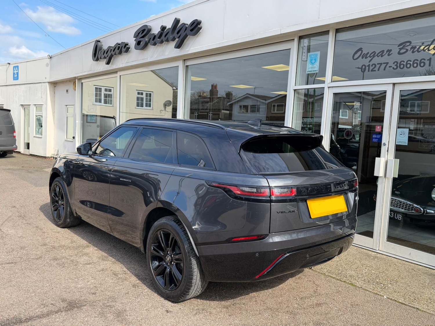 Used Land Rover Range Rover Velar 2023 for sale - 78148332: Photo 8