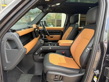 Used Land Rover Defender 110 2024 for sale - 79316370: Photo