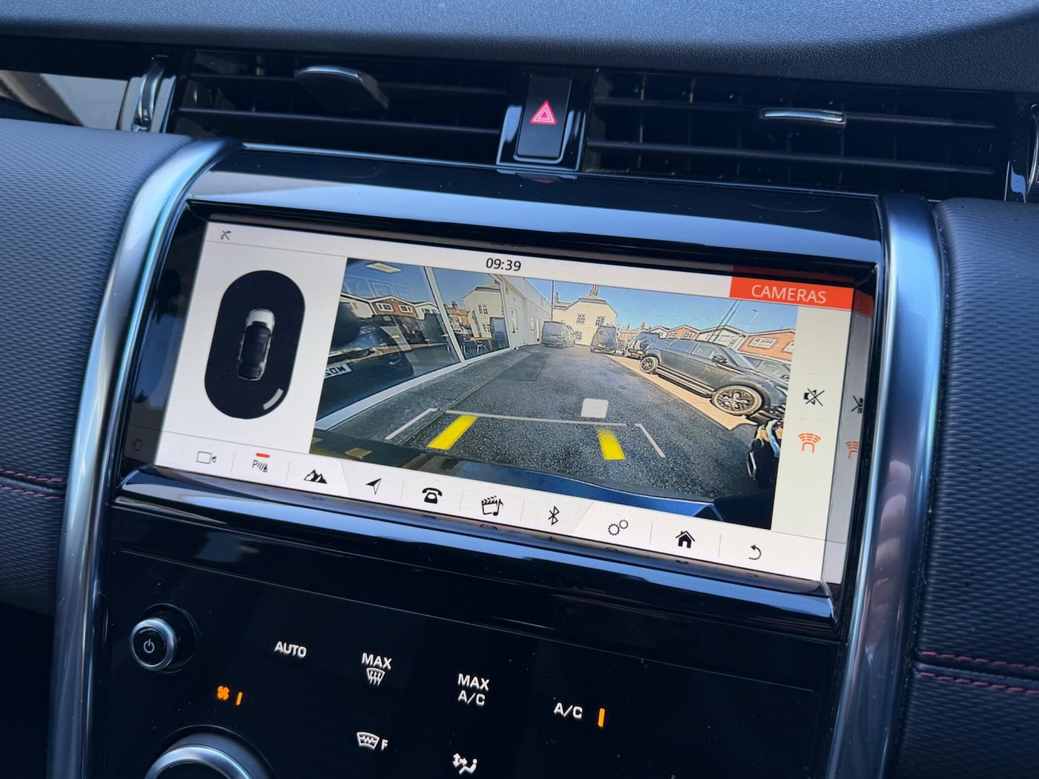 Used Land Rover Discovery Sport for sale - 78034871: Photo 16