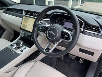 Used Jaguar F-Pace 2022 for sale - 75657466: Photo