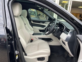 Used Jaguar F-Pace 2022 for sale - 75657466: Photo