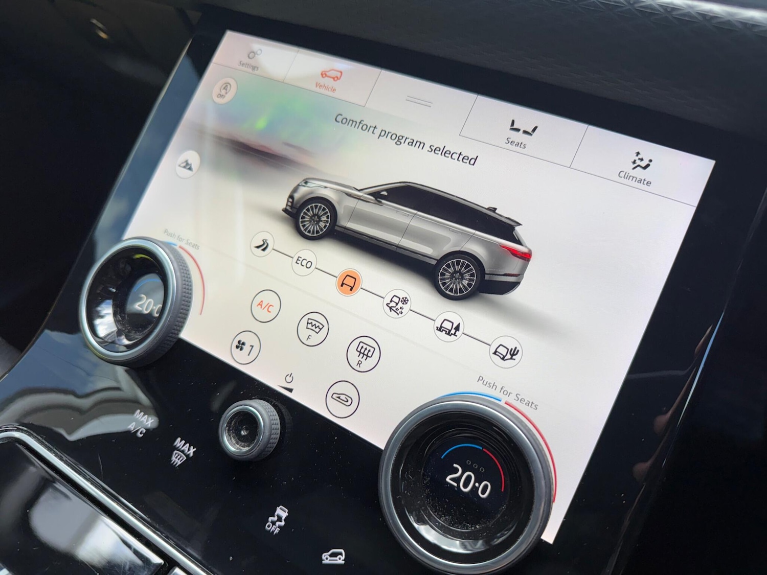 Used Land Rover Range Rover Velar 2020 for sale - 77982292: Photo 12