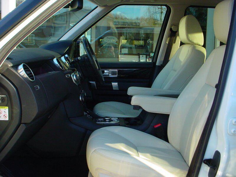 Used Land Rover Discovery 2014 for sale - 76913102: Photo 2