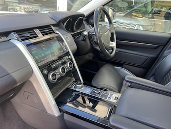 Used Land Rover Discovery 2017 for sale - 75659024: Photo
