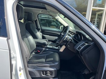 Used Land Rover Discovery 2017 for sale - 75659024: Photo