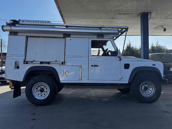 Used Land Rover Defender 110 2015 for sale - 75123102: Photo 11